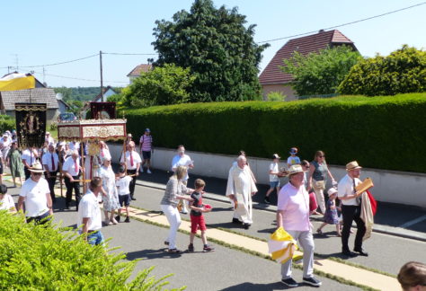 Parade fete dieu